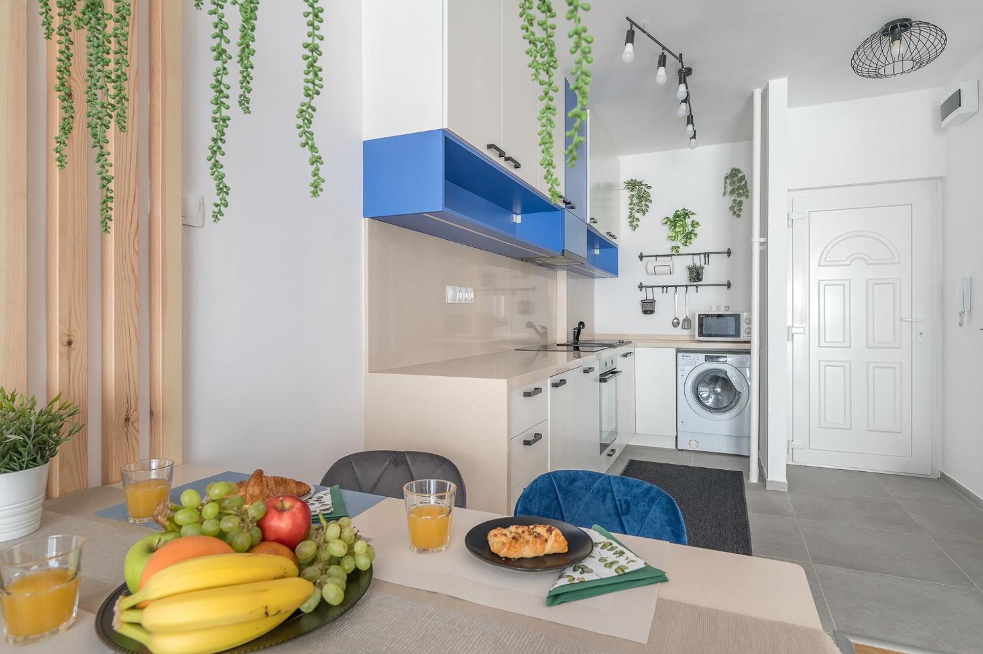 Newly Renovated!!! - Modern 10 Minutes From The Grand Boulevard דירה בודפשט